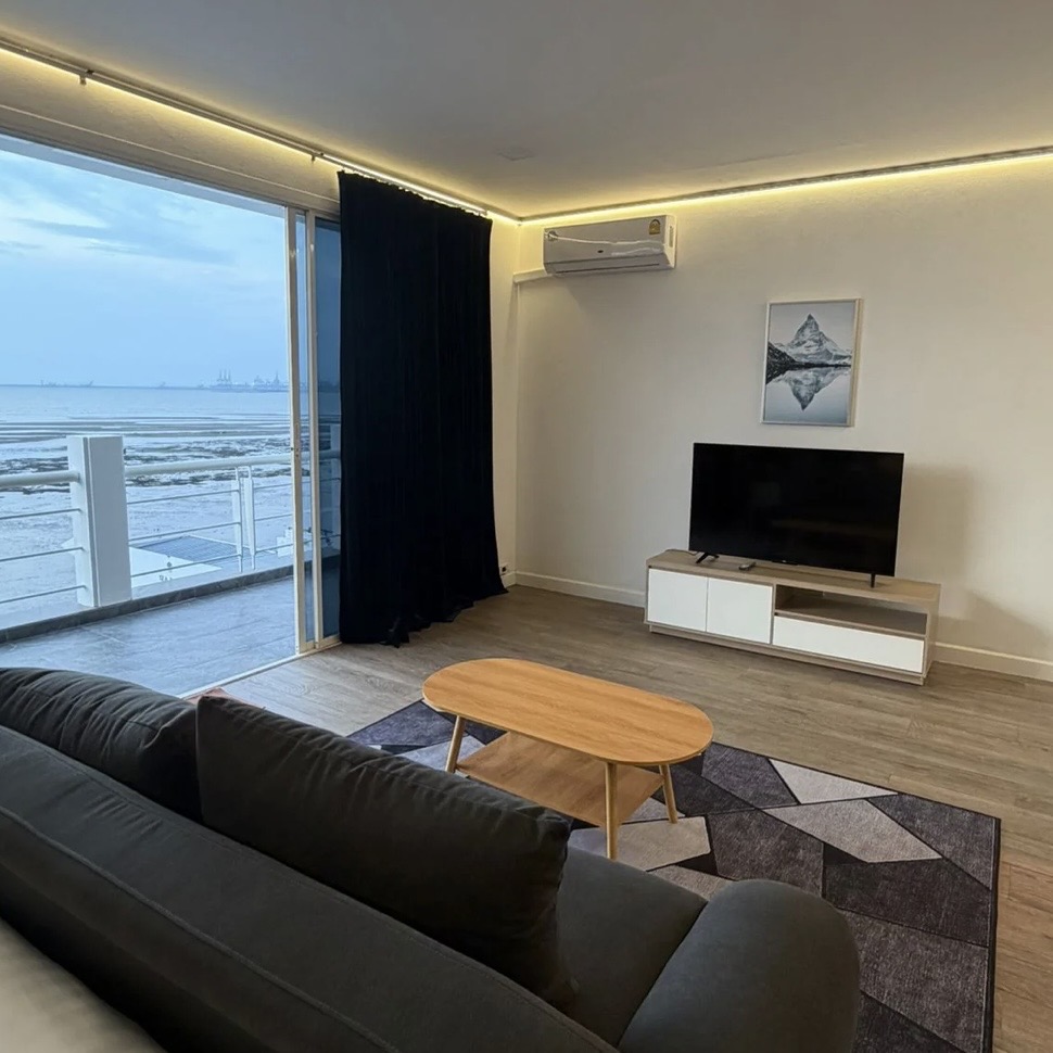 Beachfront Pool Villa for Sale – Pattaya 🌊