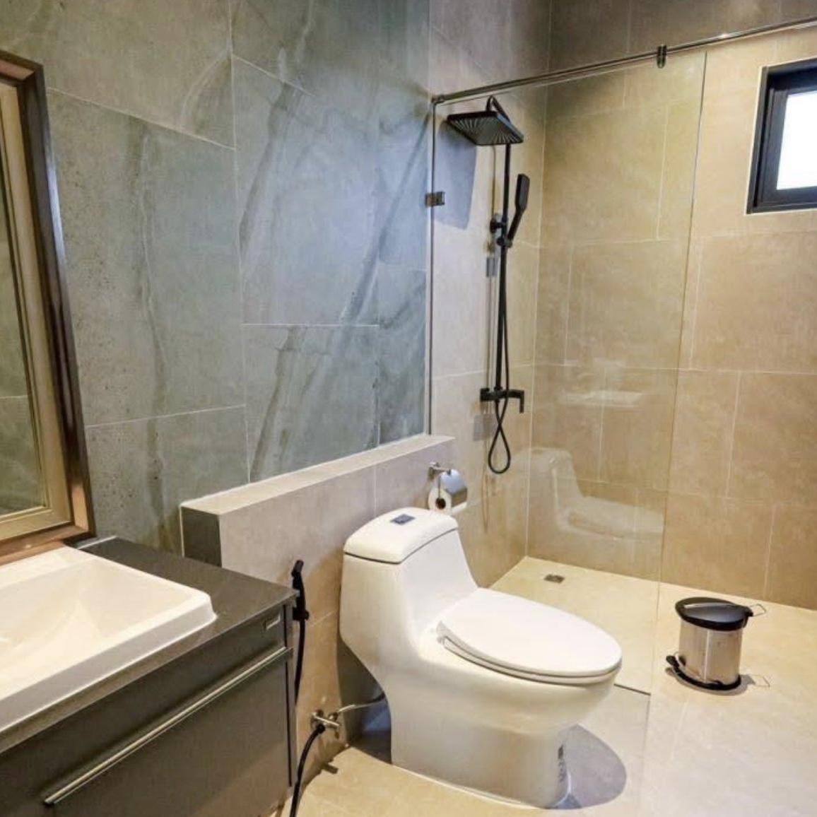 Aura City Center Pool Villa, Pattaya