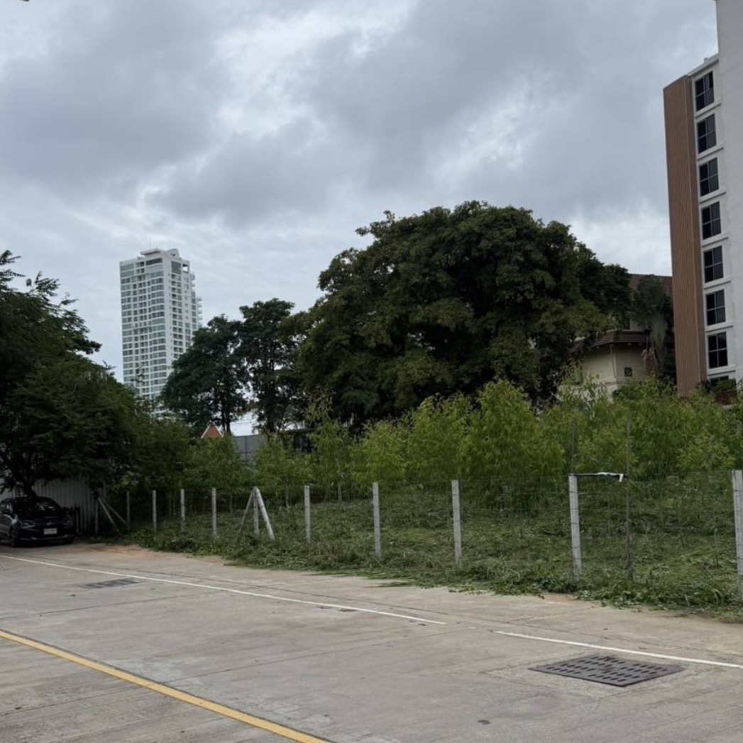 Prime Development Land, Pratumnak Hill