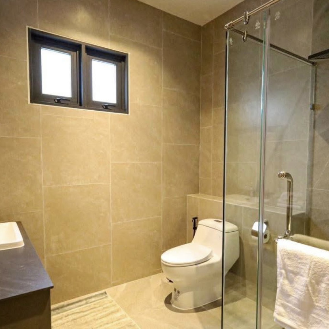 Aura City Center Pool Villa, Pattaya